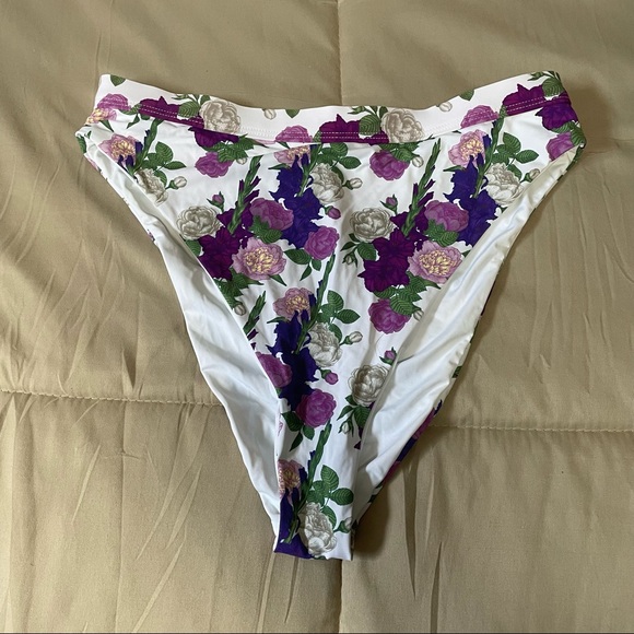 NWOT Dippin’ Daisy’s Floral Ultra Bottom Size Large - Picture 2 of 5